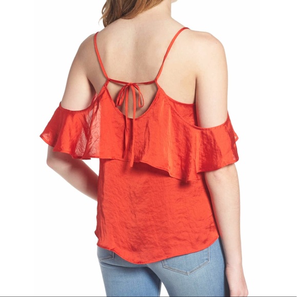 BRASS PLUM Tops - Draped off-the shoulder top